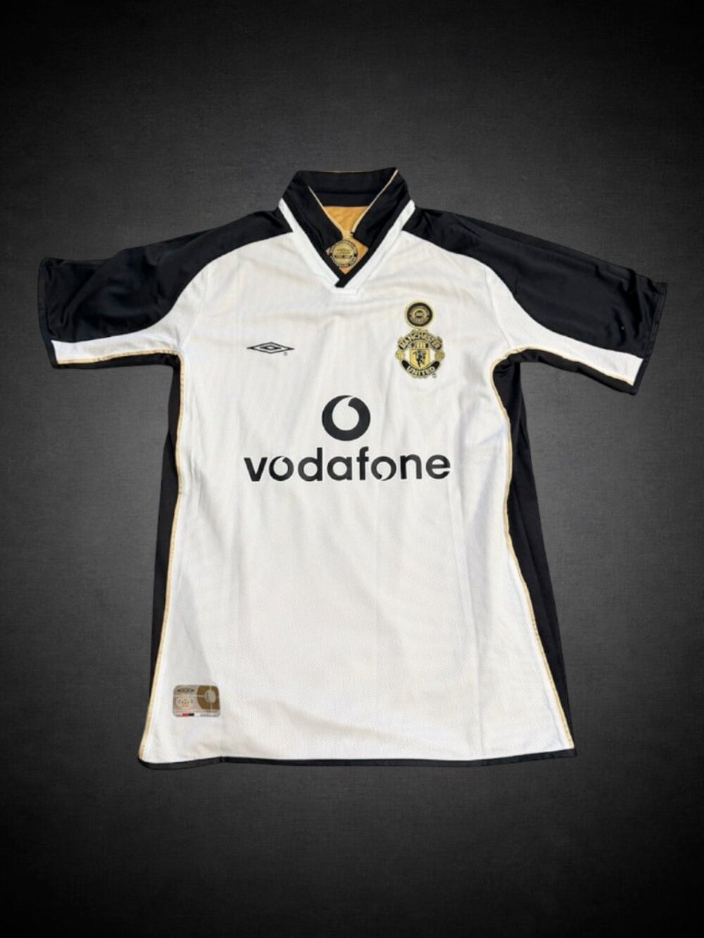 01/02 Man united centenary reversible kit. David Beckham soccer football jersey.